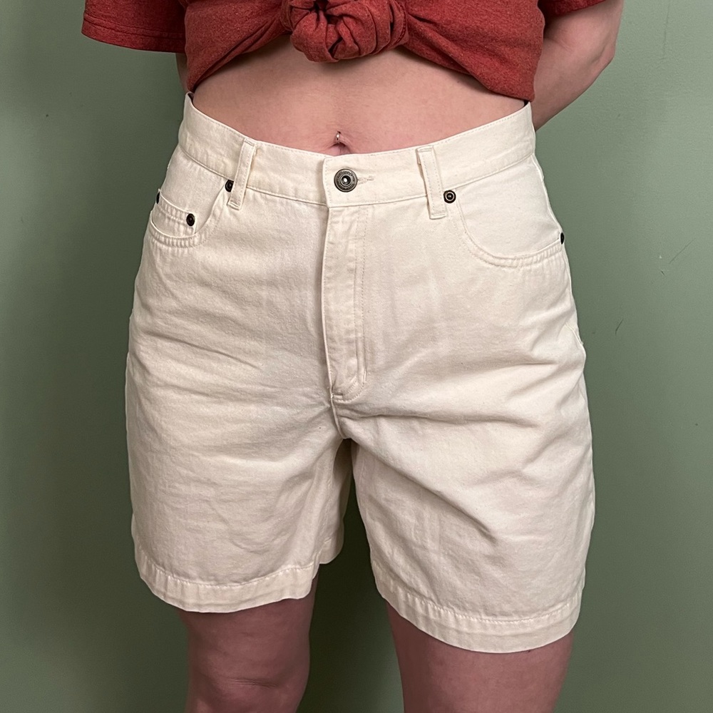 Liz Claiborne Lizwear High-Waisted Cotton Beige/Cream/Off-White Shorts
